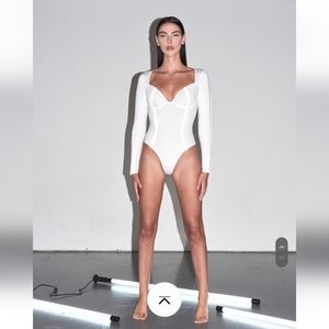 OW intimates‎ bodysuit